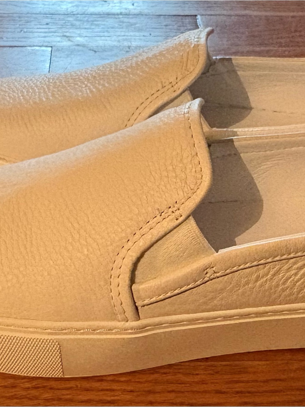 UGG “Jass” Leather Slipon Sneakers, Size 6.5, White, NWOT - Picture 2 of 7